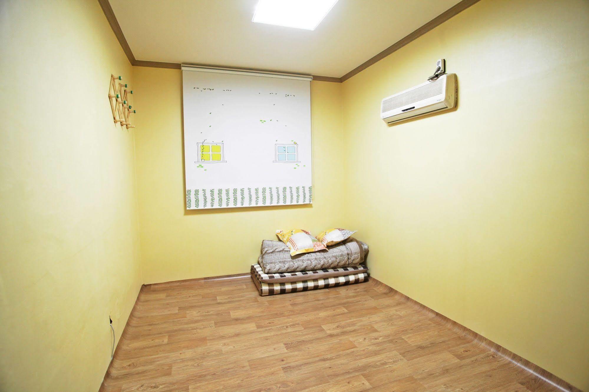 Dadam Guesthouse Yeosu Zewnętrze zdjęcie